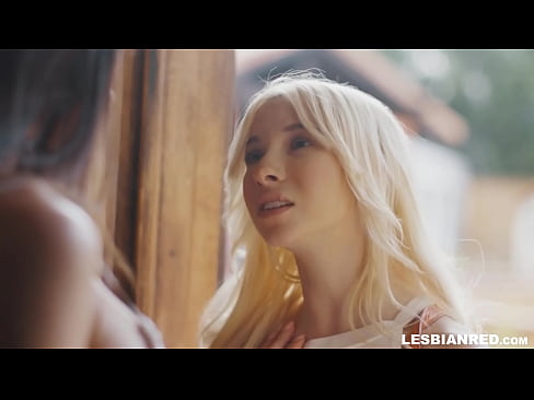 ❤️ Meisie kom 'n paar maande later by die huis en eet uiteindelik haar stiefma se poes ❤ Seksvideo by porn af.assistentai.ru ❌️